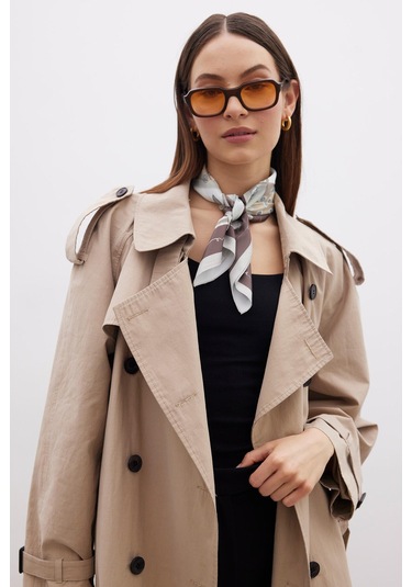 Manuka Desenli Saten Boyun Fuları Antıque Bej - Kahverengi