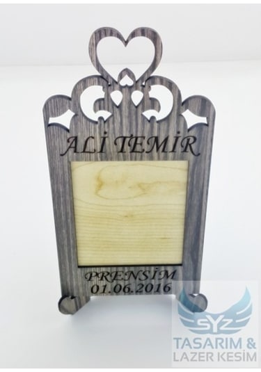 Ahşap Fotoğraf Çerçevesi (384870274)