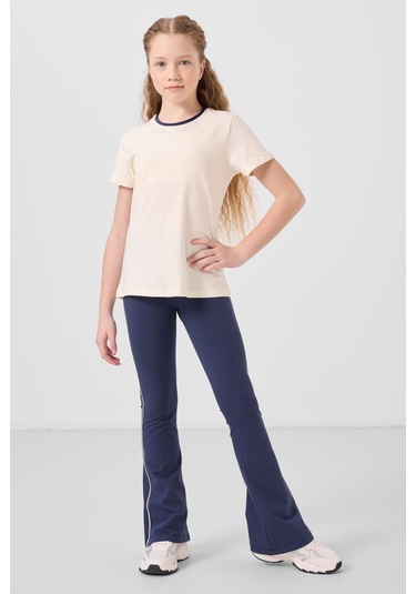 Ekru-indigo Pamuklu O Yaka Standart Fit Basic İspanyol Paça Kız Çocuk Tayt Takım - 75192 Ekru/indigo Ekru - İndigo Ekru-indigo Pamuklu O Yaka Standart Fit Basic İspanyol Paça Kız Çocuk Tayt Takım - 75192 Ekru/indigo Ekru - İndigo