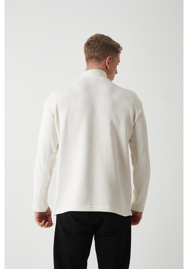 R-5849 Boğazlı Düz Örme Kazak Sweat Ekru