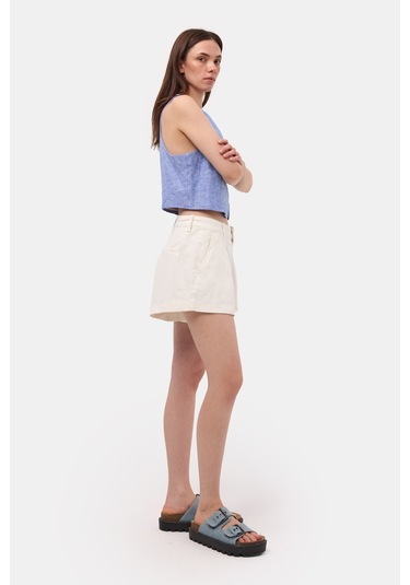 Itsbasic Kadın Kırık Beyaz Renk 7s6-101 Mini Boy Pileli %100 Koton Denim Şort