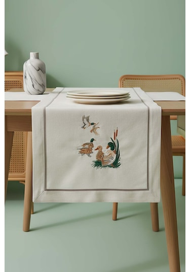 Kuş Nakışlı Runner 50x130 Cm Krem