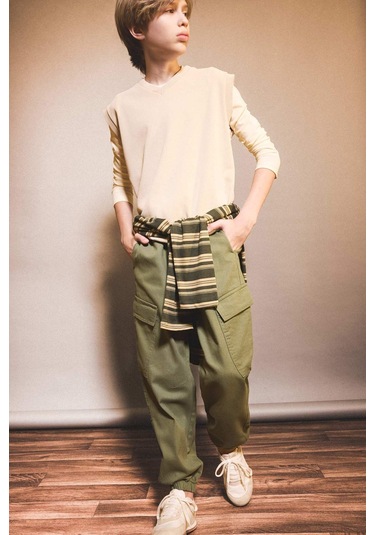 Defacto Erkek Çocuk V Yaka Yıkamalı Süveter G1819a825aubg779 Bej