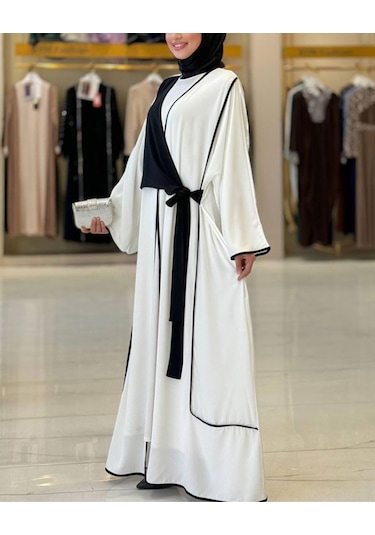 Önden Bağlama Detaylı Medine İpeği Abaya Siyah