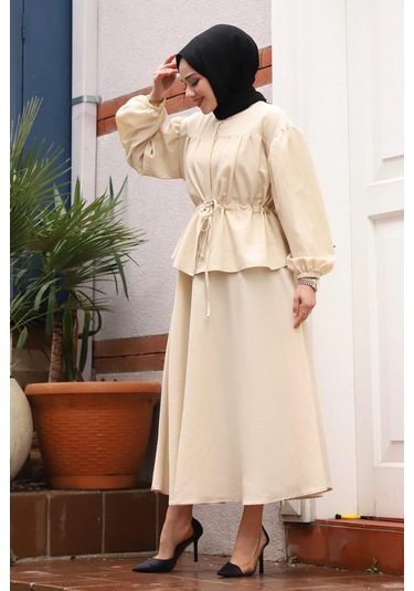 Bronş Detaylı Tesettür Bej Takım Bej
