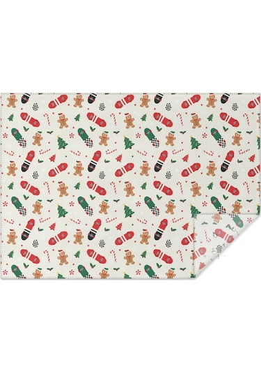 Noel Desenli Dikdörtgen Masa Örtüsü 60x84 İnç, Su Geçirmez Ve Leke Tutmaz Noel Kaykay Zencefil Ekmek