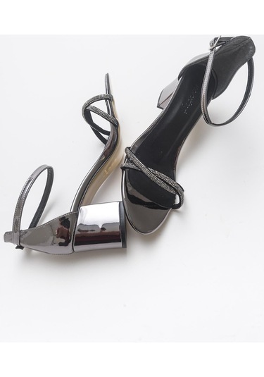 Topuklu Büyük Numara Bayan Taslı Tek Bant Abiye  Ayakkabı