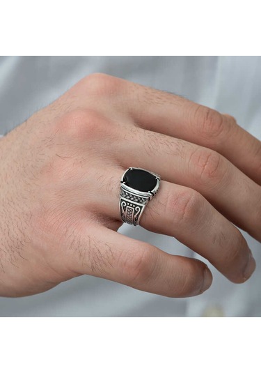 Gümüş Oniks Taşlı Örgü Desenli Erkek Yüzük - 555896279