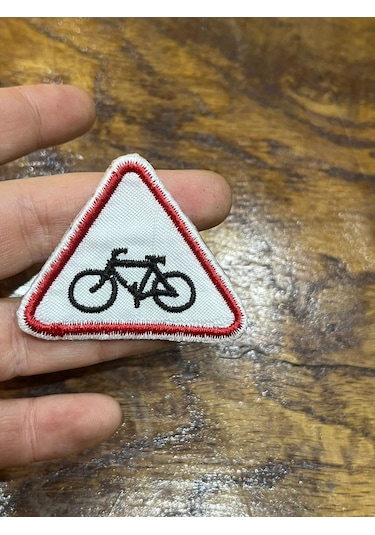 Bisikletli Arma Dikiş Aplike Ütü İle Yapışan 5x4 Cm