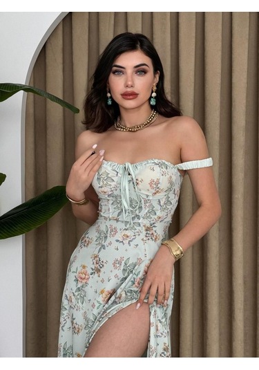 Anjelik Yırtmaç Detaylı Elbise Yeşi L