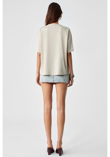 LAGERTHA  Kadın %100 organik Pamuklu Kalın Dokulu Oversize Fit Yuvarlak Yakalı Taş Rengi T-Shirt