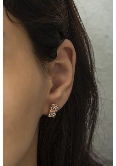 Rose Kaplama Baget Taşlı Çivili Kadın Küpe Rose Gold