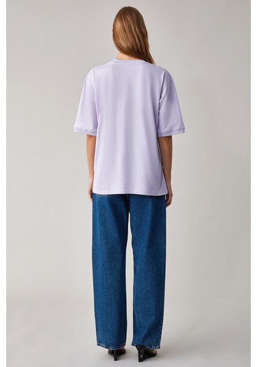 Jemmy  Kadın %100 Organik Pamuk Relaxed Fit Yırtmaçlı Yuvarlak Yakalı Lila T-Shirt