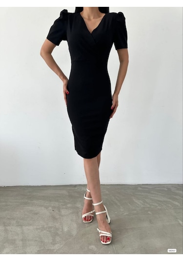 Soonaksesuar Kadın Kruvaze Yaka Yandan Yırtmaç Detaylı Scuba Krep Kumaş Midi Boy Elbise Siyah