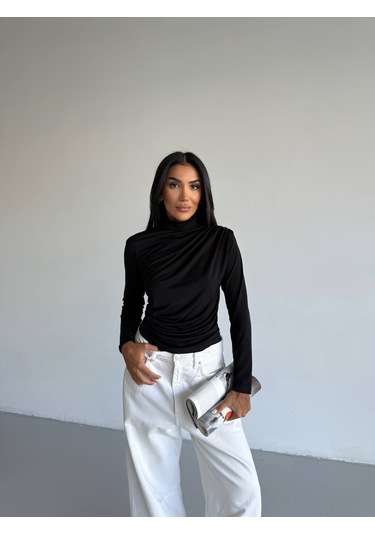 Trendhazan Boğazlı Sandy Kumaş Drapeli Bluz Siyah Siyah