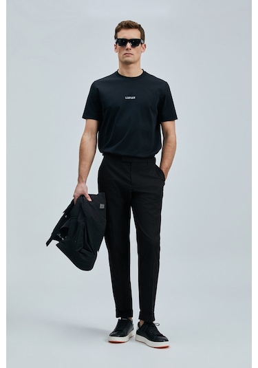 Lufian Erkek Marcus Modern Grafik T-shirt 111020235 Siyah Siyah