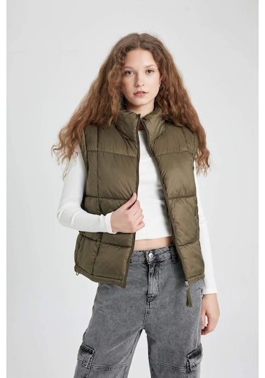 Defacto Su Geçirmez Şişme Yelek Dik Yaka Fermuarlı Cepli Etek Ucu Ayarlanabilir Lastikli Mevsimlik A0979AX24AUKH6 Haki Defacto Su Geçirmez Şişme Yelek Dik Yaka Fermuarlı Cepli Etek Ucu Ayarlanabilir Lastikli Mevsimlik A0979AX24AUKH6 Haki