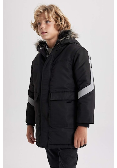 Defacto Erkek Çocuk Su İtici Çıkarılabilir Kürk Kapüşonlu Pelüş Astar Kaban A2260A823CWBK27 Siyah