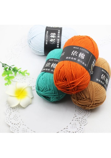 Leezsing Yumuşak Bakım 4 Katlı Pürüzsüz Süt Pamuk İpi - Bebek Triko, Şapka, Eşarp İçin Uygun - Beyaz Süt Beyazı