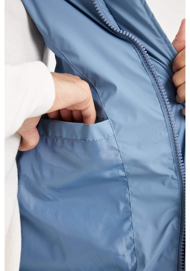 Defacto Su İtici Şişme Yelek Dik Yaka Fermuarlı Cepli C5818AX24AUBE607