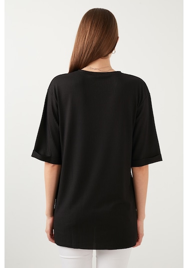 Lela Oversize Bisiklet Yaka Yırtmaç Detaylı Bayan Bluz 5869000 Siyah