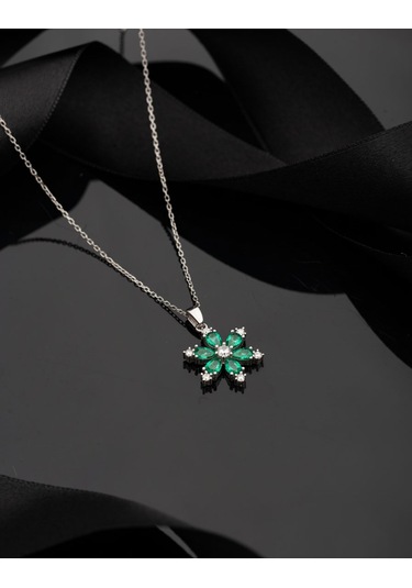 925 Ayar Zümrüt Taşlı Rodyum Lotus Çiçeği Gümüş Kolye Rn10306 Gümüş