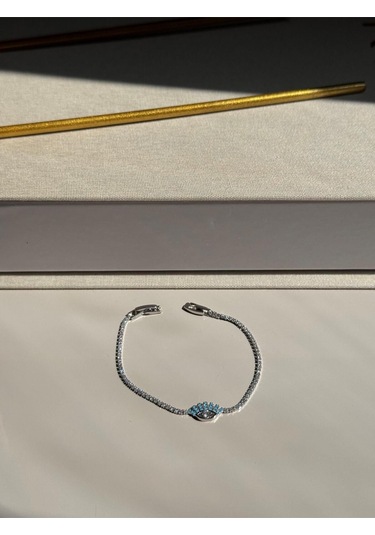 Göz Figürlü Mavi Taşlı Gümüş Renk Çelik Bileklik Nazar Detaylı Kadın Takı Gümüş