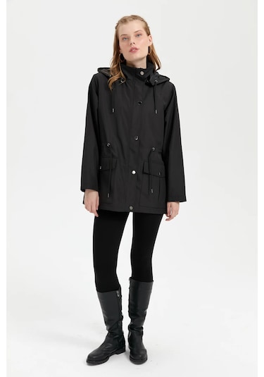 Desen Triko Kadın Kapüşonlu Kapaklı Cepli Kısa Trençkot 24416 Siyah Siyah