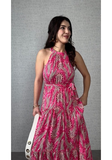 The İstanbul Kadın Omuzlardan Açık Boyundan Geçmeli Desenli Süprem Bluz Pembe