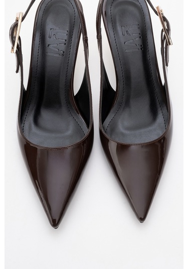 Arty Kahverengi Rugan Sivri Burun Arkası Açık Kadın İnce Topuklu Ayakkabı Kahverengi