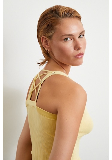 Arkası Çapraz Bağlamalı Top Sarı Sari