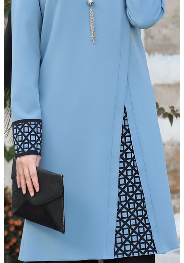 Lazer Kesim Detaylı Büyük Beden Tesettür Takım Mavi