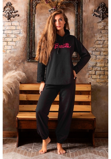 Mevsimlik Kapşonlu Kadın Eşofman Takımımı - Sportif Kadın Giyim Siyah