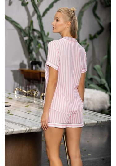 Laperissa Kadın Çizgili Saten Şortlu Pijama Takımı Düğmeli, Şık Ve Rahat 2 Li Yazlık Ev Giyim Seti Pembe