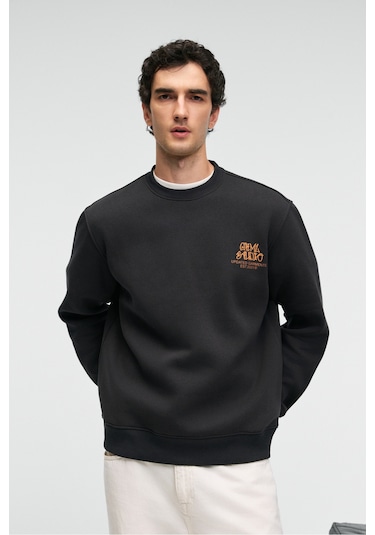 Grimelange IRVING Erkek Yuvarlak Yaka Göğsü Ve Önü Regular Fit Antrasit Sweatshirt Grimelange IRVING Erkek Yuvarlak Yaka Göğsü Ve Önü Regular Fit Antrasit Sweatshirt
