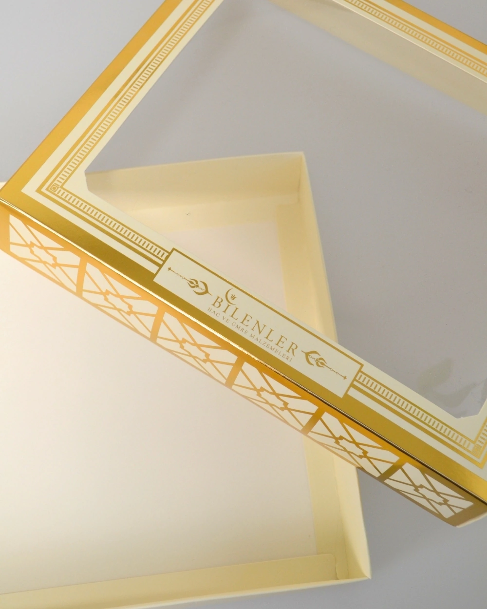 Asetat Pencere Kapaklı Hediye Kutusu Küçük Boy 21x25x5 Cm Sunum Kutusu