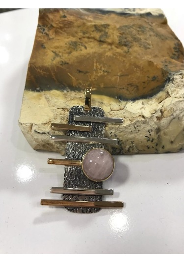Pembe Kuvars Taşı Gümüş Kolye 925 Ayar Doğal Taş