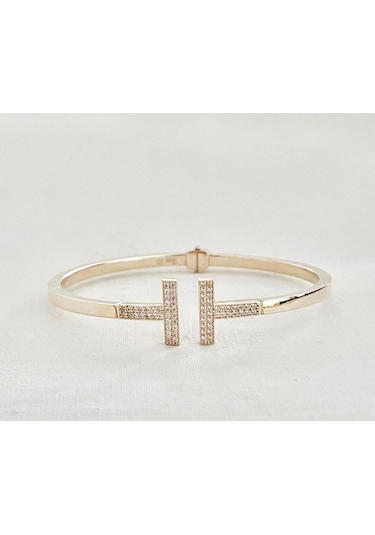 8 Ayar Altın Taşlı T Kelepçe Yeşil