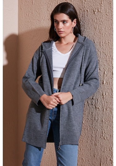 Lela Modest Regular Fit Kapüşonlu Tesettür Triko Bayan Hırka 4616176 Antrasit