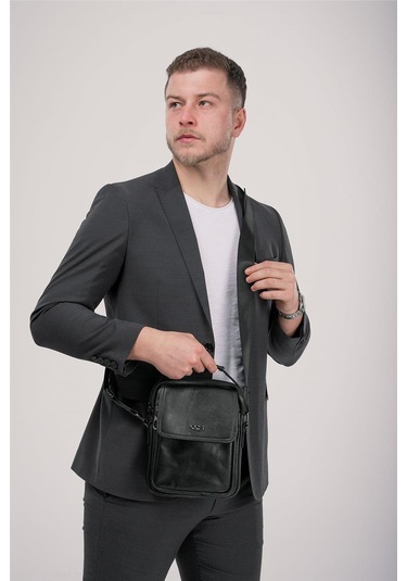 Çççs 31590 Hakiki Deri Askılı Çanta Siyah