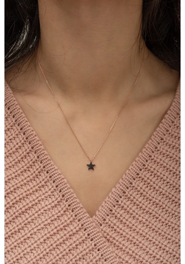 925 Ayar Minik Siyah Yıldız Kadın Gümüş Kolye