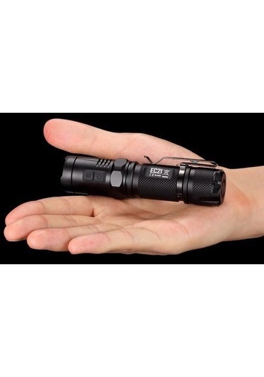 Nitecore Ec21 460 Lumen El Feneri Siyah