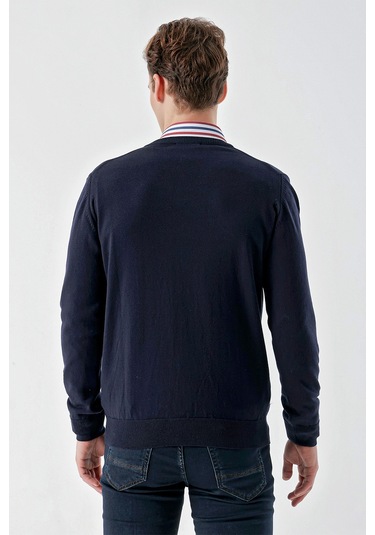 Morven Erkek Lacivert Basic V Yaka Dynamic Fit Rahat Kesim Triko Lacivert