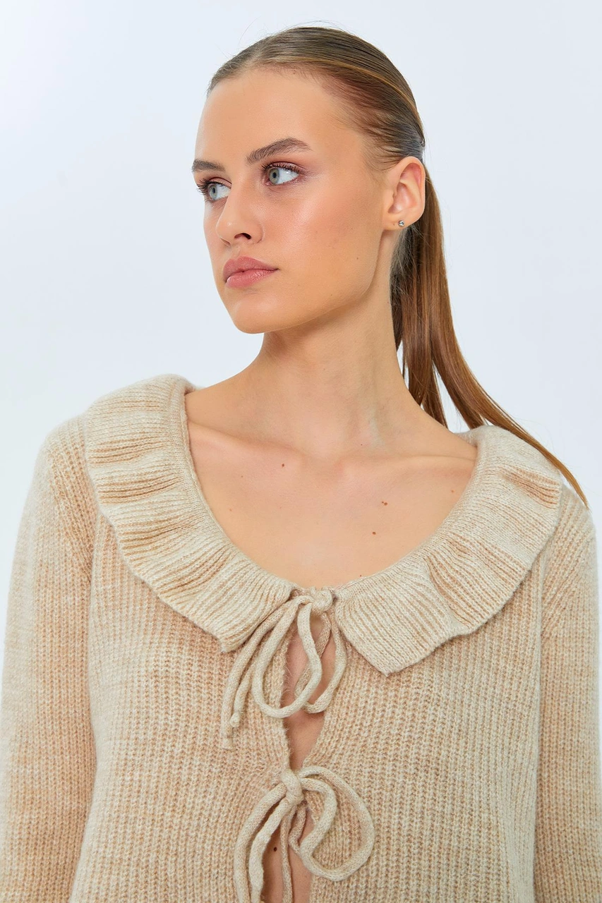 6899 Kadın Önden Bağcıklı Hırka Bej Bej