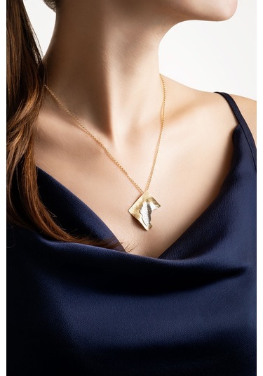 Kayıp Şehir 18 Ayar Sarı Altın Kaplama 47 Cm Gümüş Tasarım Kolye