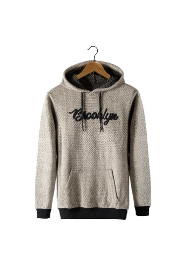 Erkek Bej Kapüşonlu Kanguru Cepli Nakışlı Örme Sweatshirt Bej