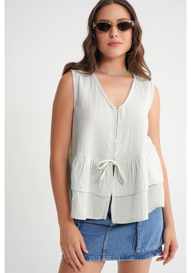 4722 Kadın V Yaka Fırfırlı Müslin Bluz Adaçayı Adaçayı