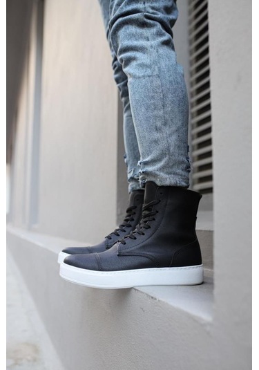 Spor Bot 022 Siyah Beyaz Taban Renklı