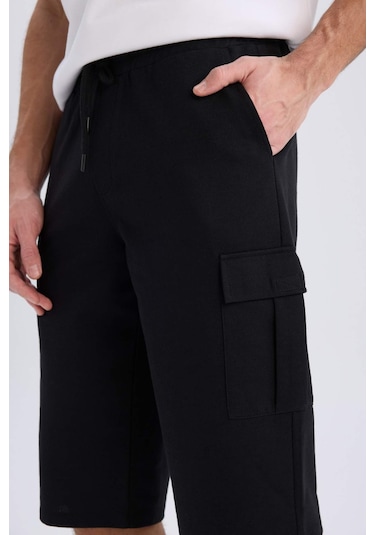 DeFacto Slim Fit Dar Kesim Kargo Cepli Basic Düz Kapri Şort T4693AZ25SMBK81