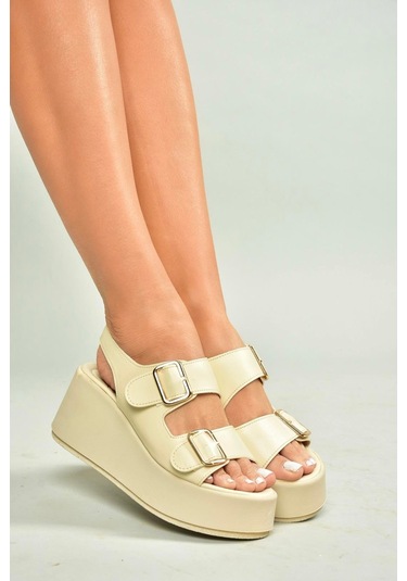 Fox Shoes U946418509 Bej Dolgu Topuklu Kadın Ayakkabı Bej-suni Deri